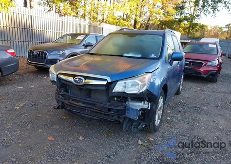 2015 Subaru Forester 2.5I Premium из США, поврежденный, VIN JF2SJAFC3FH834515